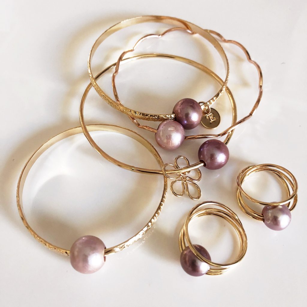 Bangle ALII – lavender Edison pearl (B343)