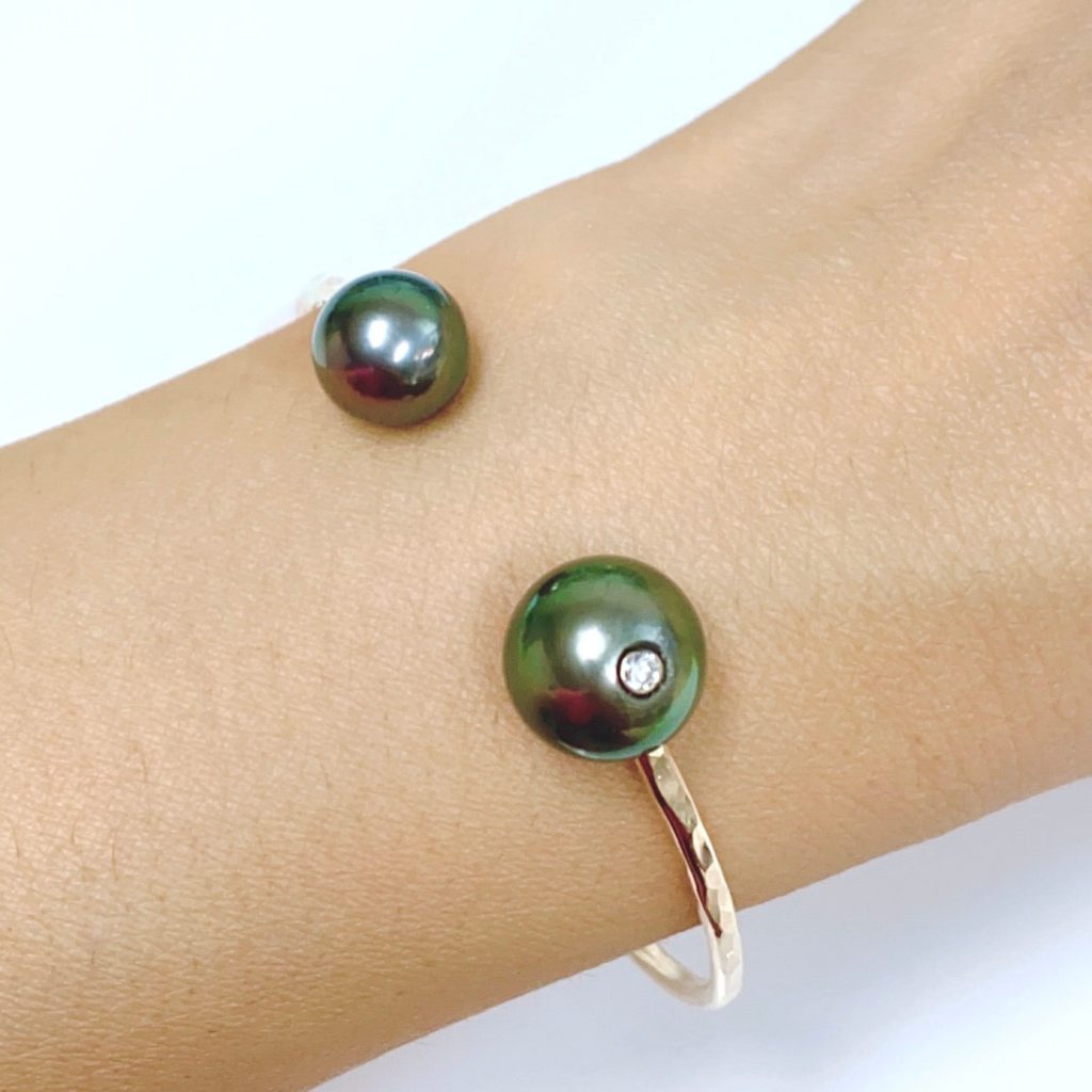 Cuff ADORA – Diamond Tahitian pearl (B539)