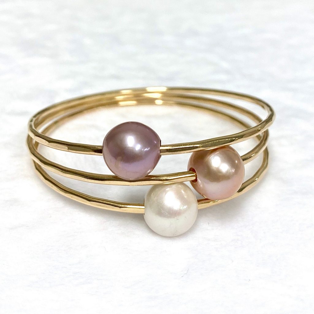 MALIA bangles set – lavender ombré Edison pearls (B453)