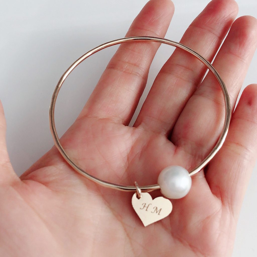 Bangle VICCI – white fresh water pearl (B431)