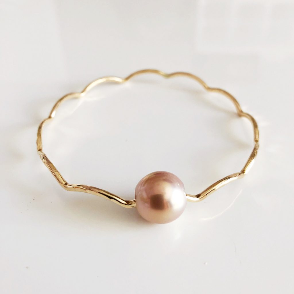 Bangle TOMI – pink pearl (B391)