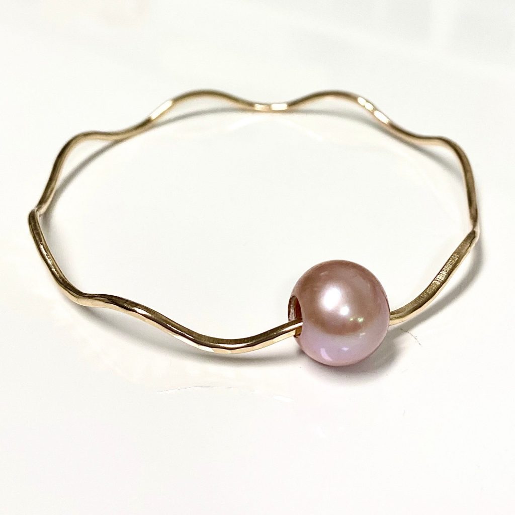 Bangle NOLA – pink Edison pearl  (B450)